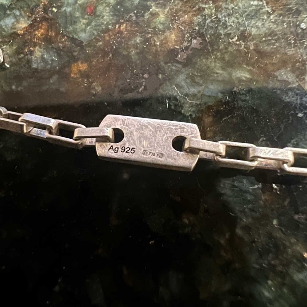 GUCCI Authentic Stamped Silver with G Pendant - Picture 8 of 8